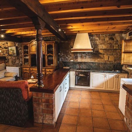 La Casa De Consuelo 3 Guest House Viérnoles Eksteriør bilde