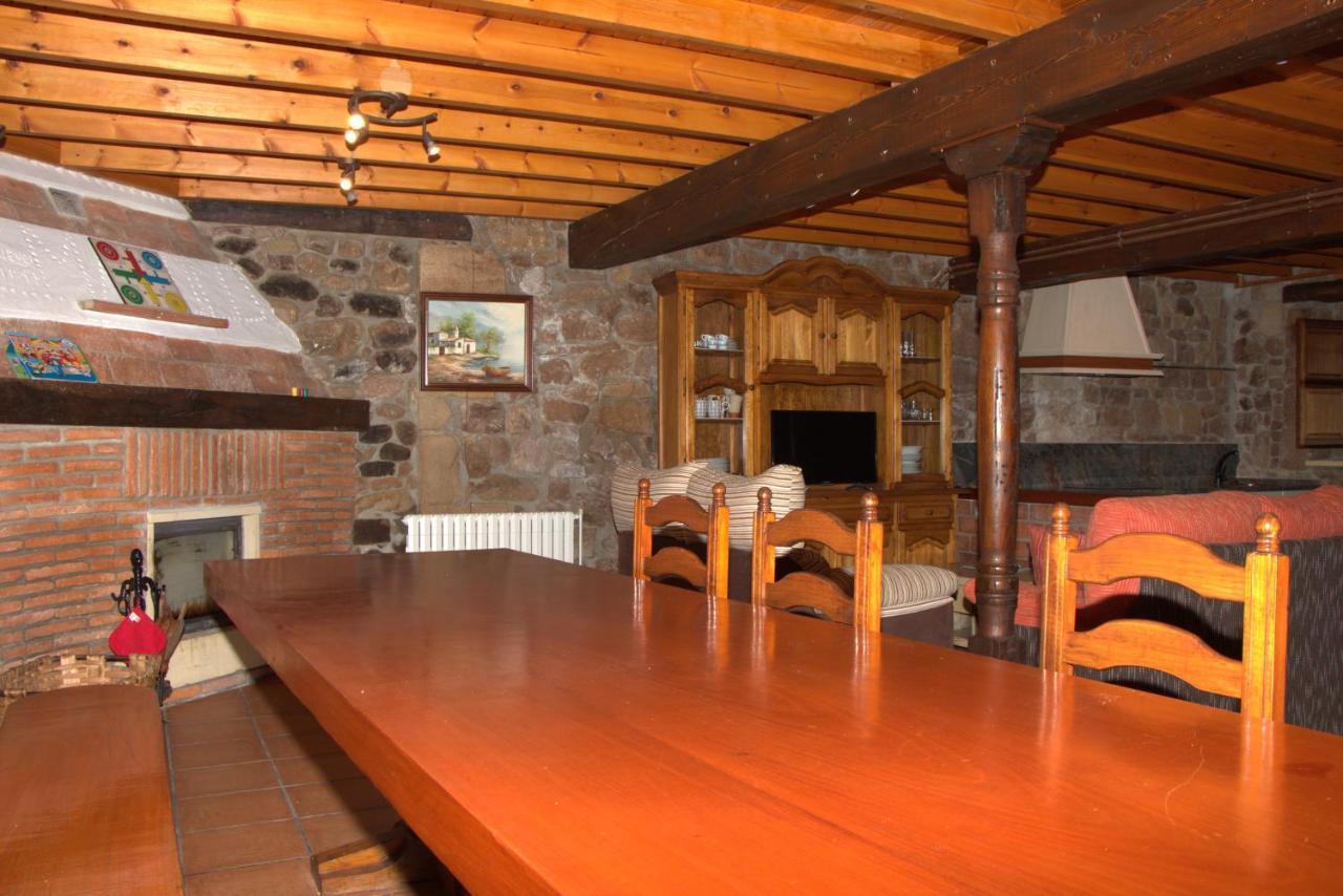 La Casa De Consuelo 3 Guest House Viérnoles Eksteriør bilde