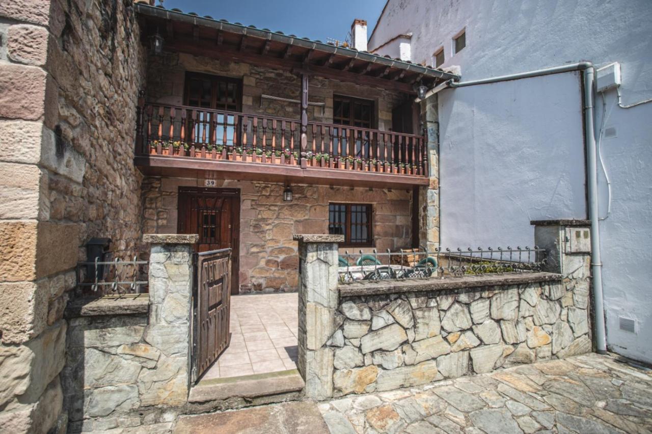 La Casa De Consuelo 3 Guest House Viérnoles Eksteriør bilde