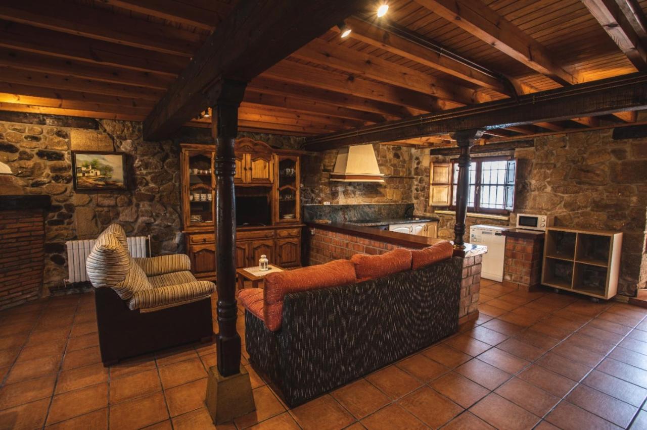 La Casa De Consuelo 3 Guest House Viérnoles Eksteriør bilde